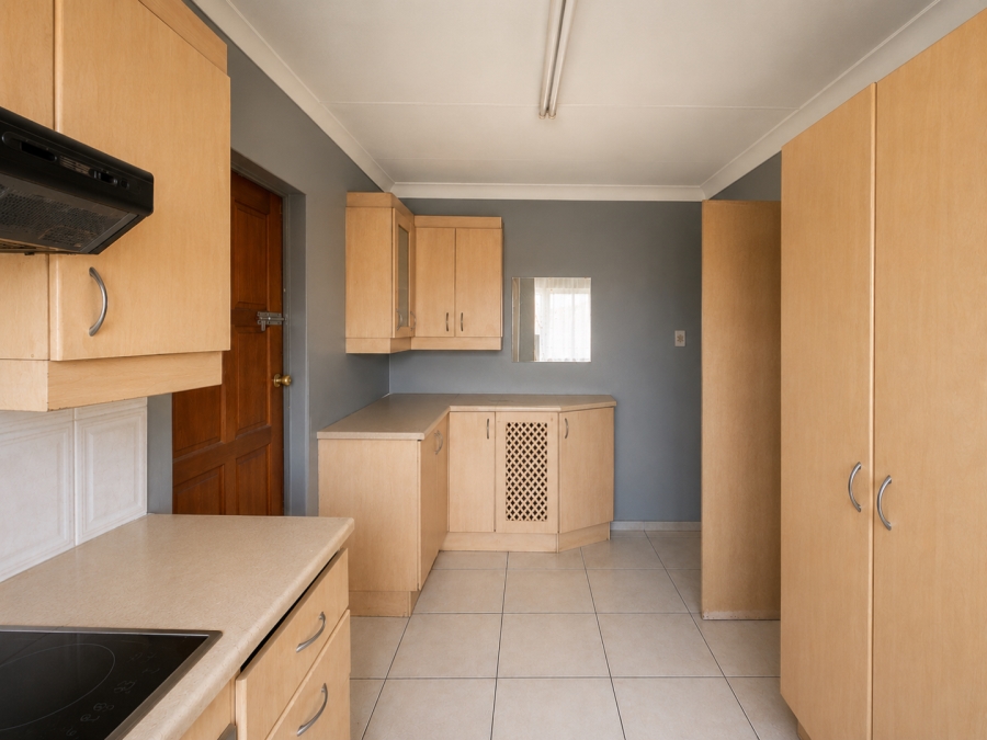 4 Bedroom Property for Sale in Ladybrand Free State